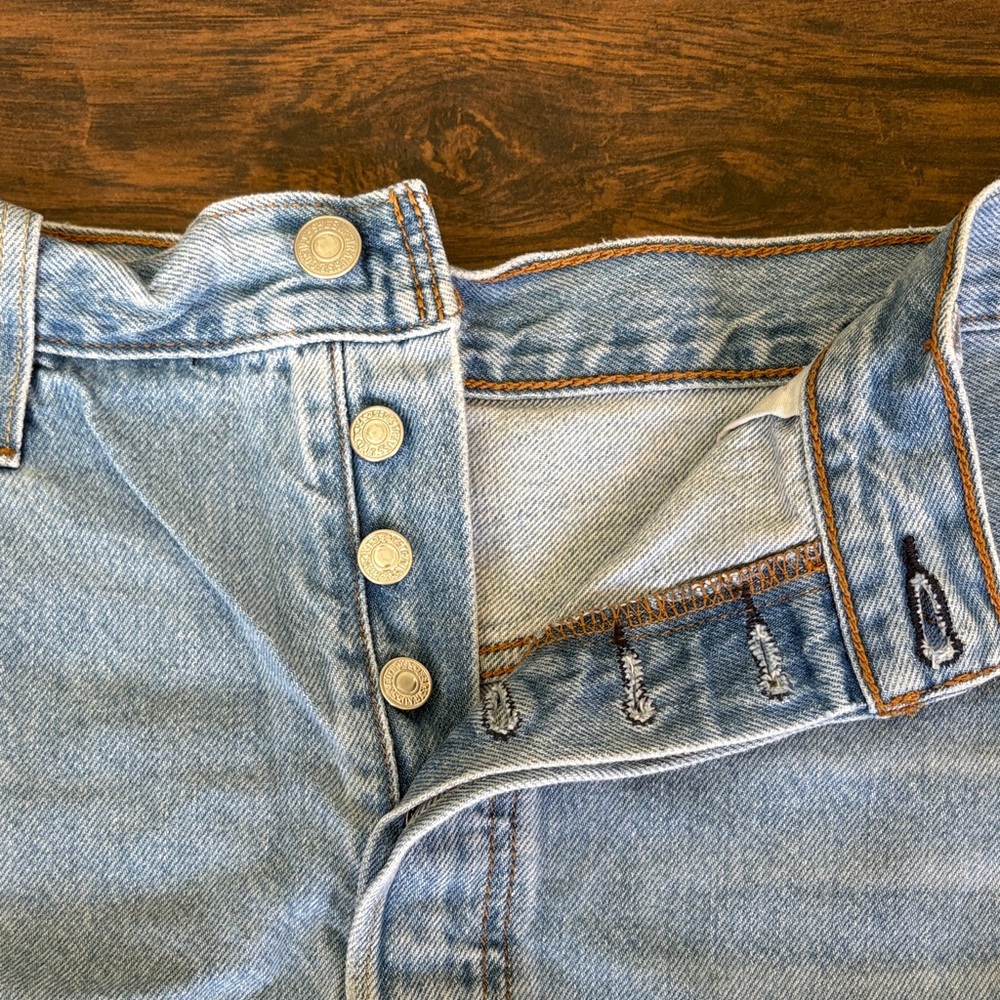 Levi's 501 Light Wash Distressed Denim Cutoff Shorts - Picture 6 of 10